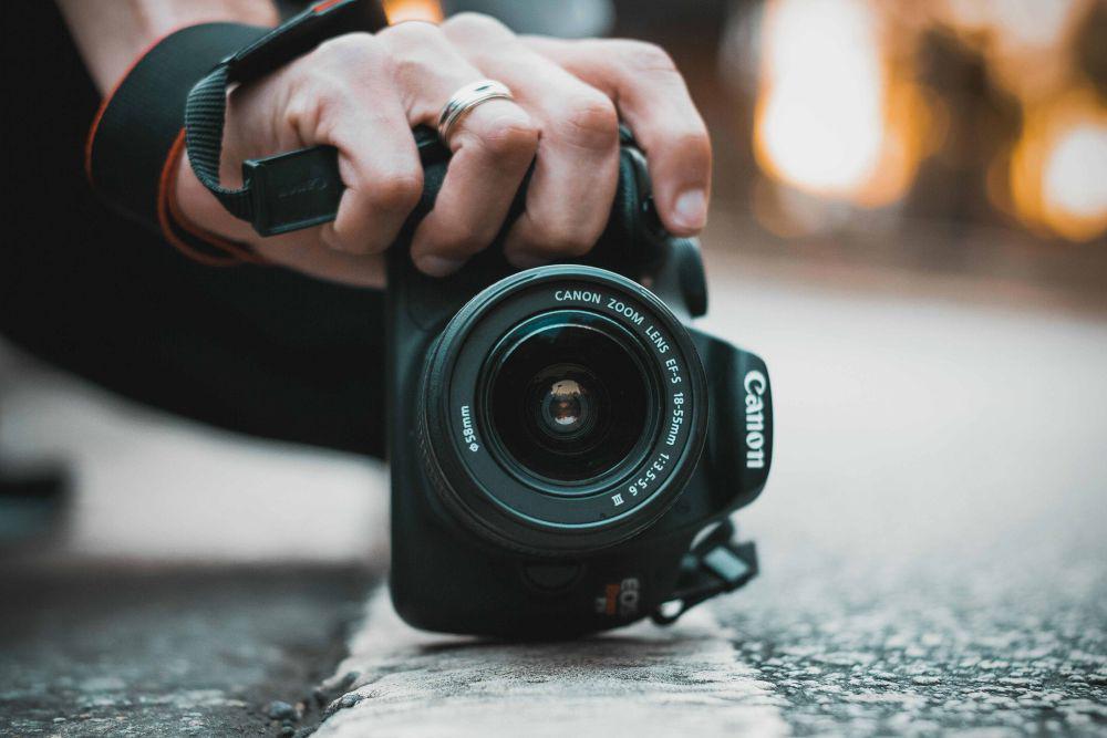 4 Rekomendasi Kamera Nikon Mirrorless, Hasil Super Jernih Tanpa Celah!