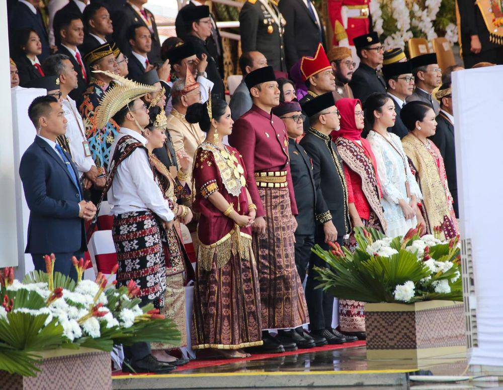 AHY-Annisa Pohan menang busana terbaik (Instagram.com/agusyudhoyono)