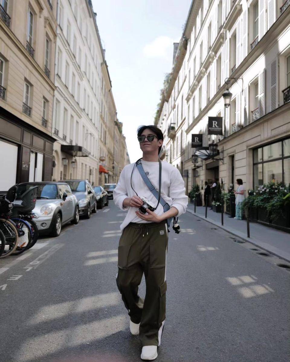 potret OOTD liburan ala New Thitipoom (instagram.com/newwiee)