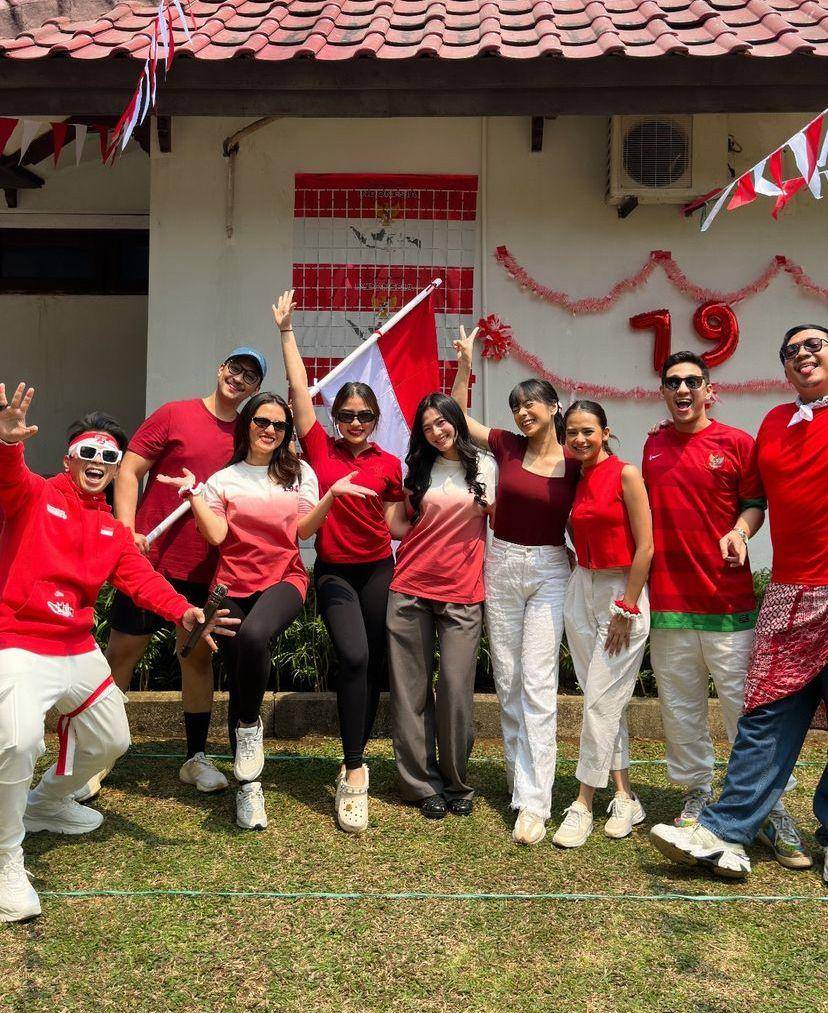 potret Marsha Aruan jadi panitia lomba 17 Agustus (instagram.com/aruanmarsha)