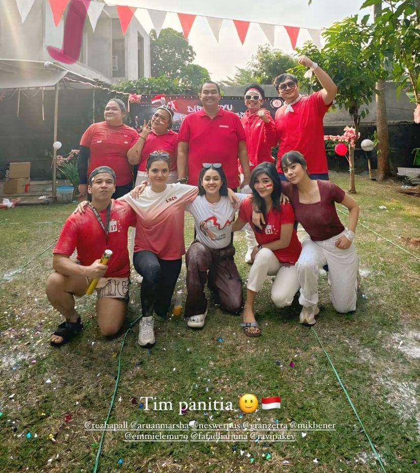 potret Marsha Aruan jadi panitia lomba 17 Agustus (instagram.com/aruanmarsha)
