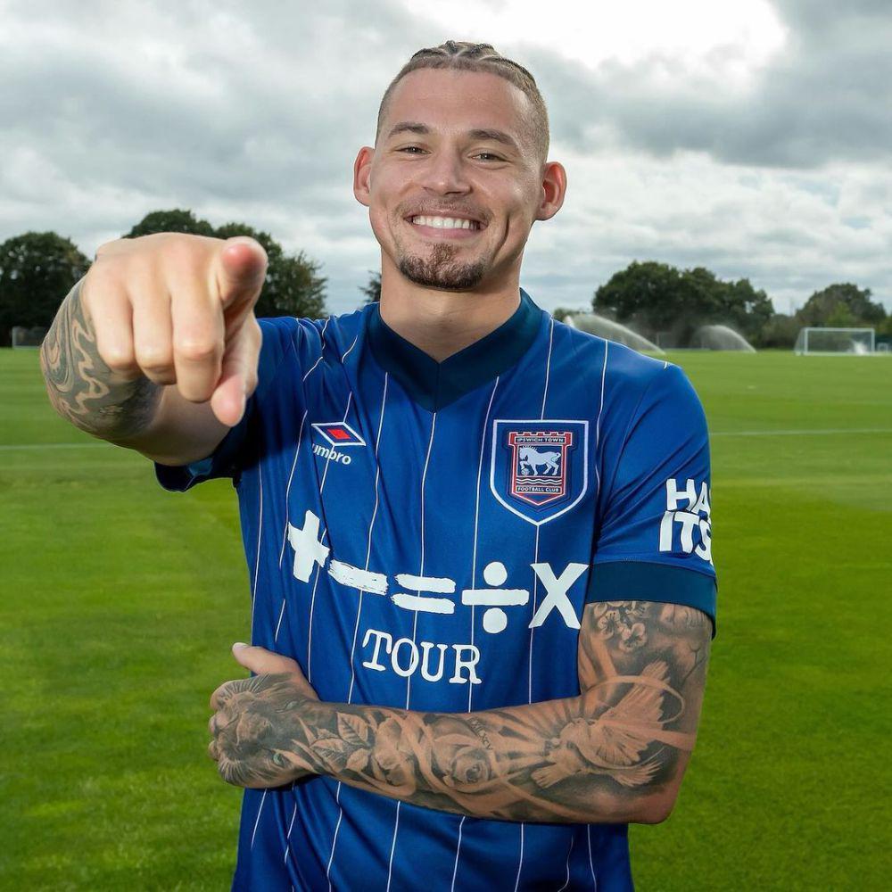 Kalvin Philips (instagram.com/ipswichtown dan kalvinphillips)