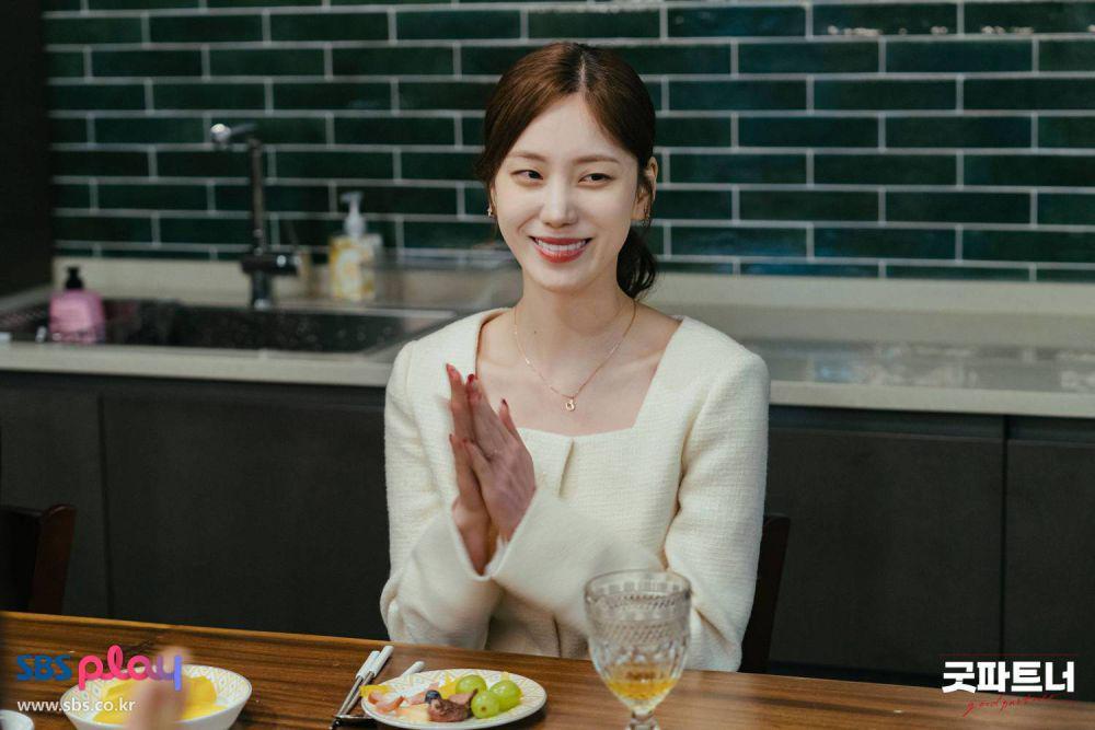 7 Bukti Choi Sa Ra Sosok Bermuka Tebal di Good Partner, Shameless!