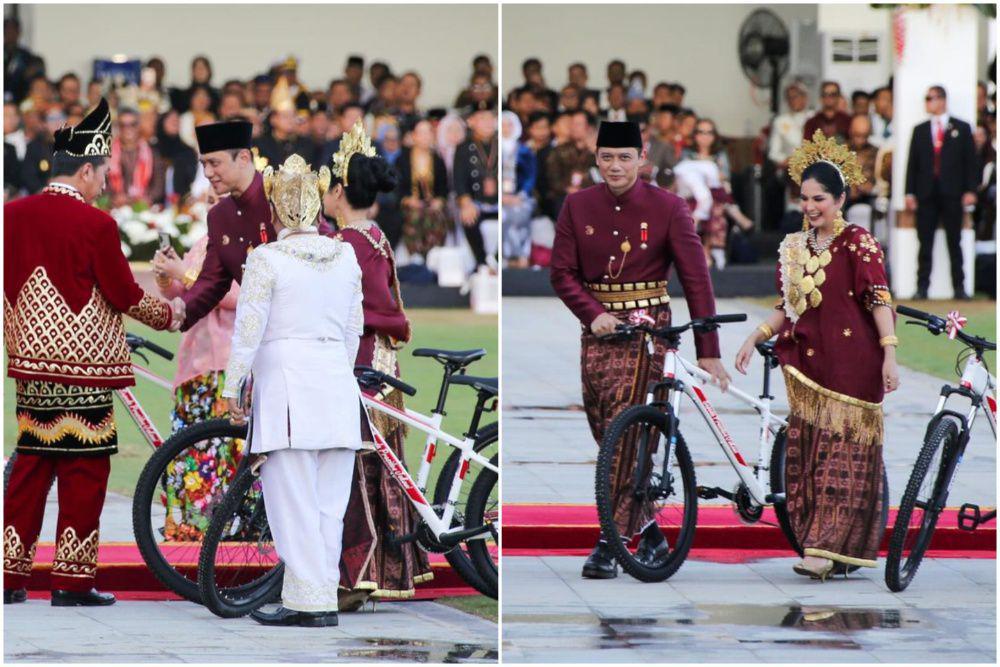 7 Potret Agus Yudhoyono Dapat Hadiah Sepeda dari Presiden di IKN