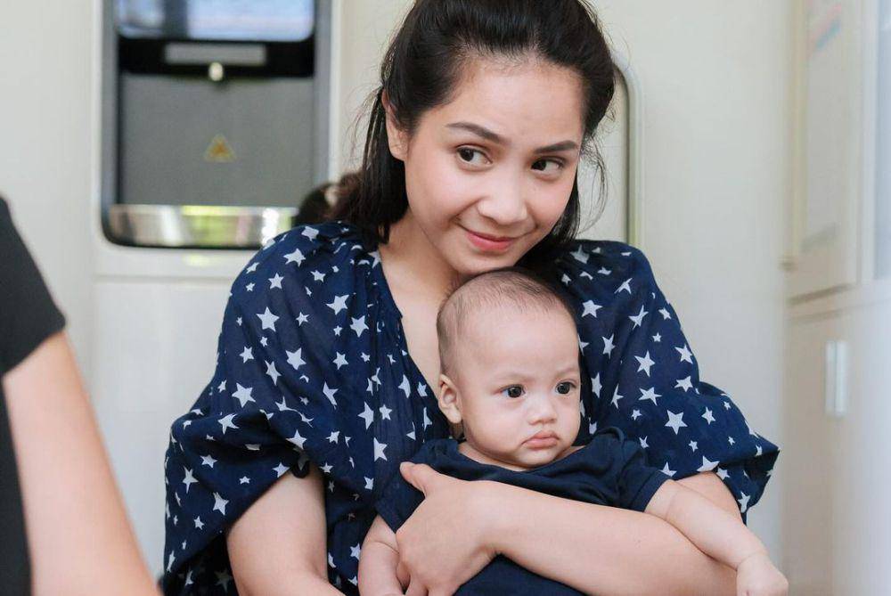 potret Nagita Slavina dan bayi-bayi lucu (instagram.com/raffinagita1717)