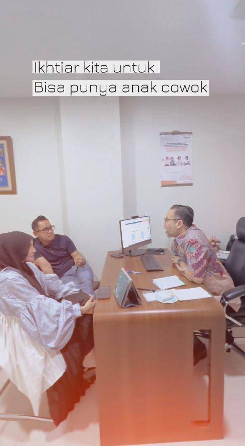Anak angkat Sandy Purnamasari (Instagram.com/shandypurnamasari)