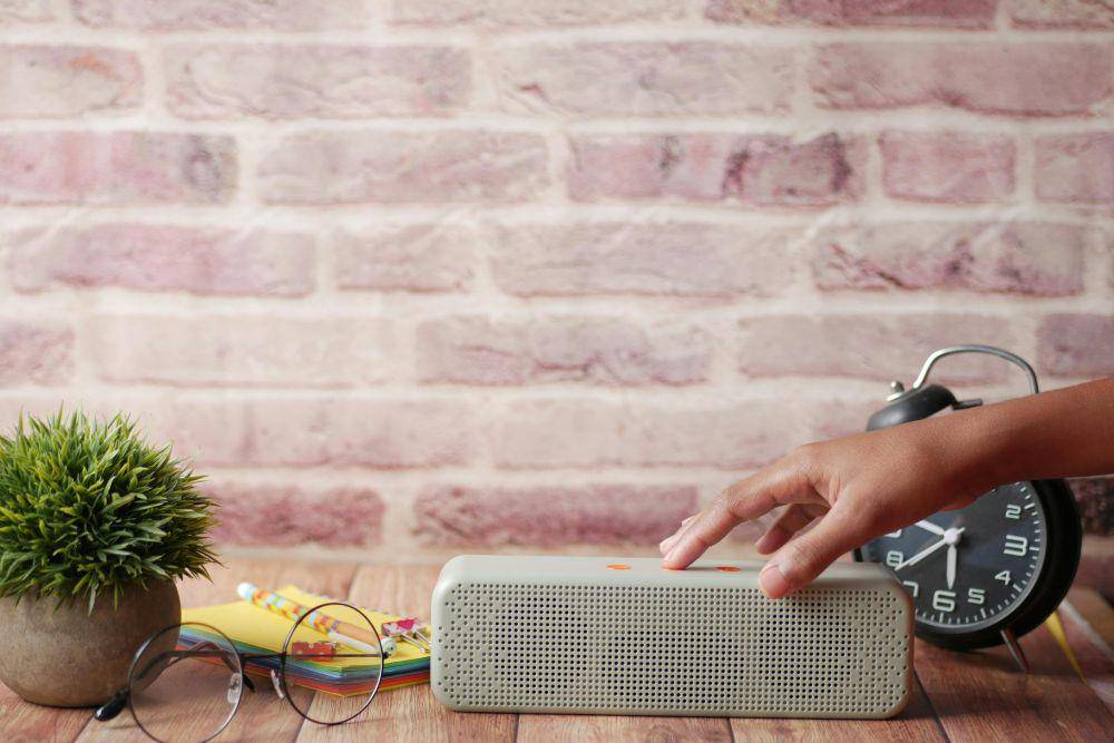 ilustrasi pemakaian Soundbar (pexels.com/Towfiqu barbhuiya)