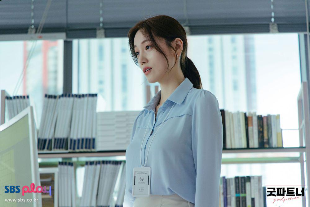 Choi Sa Ra (Han Jae Yi) di drakor Good Partner (dok. SBS/Good Partner)