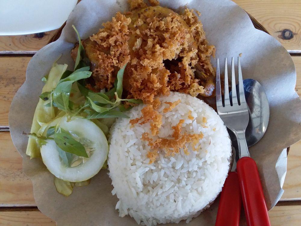 Ilustrasi ayam goreng. pixabay.com/bintang_galaxy-6914720/