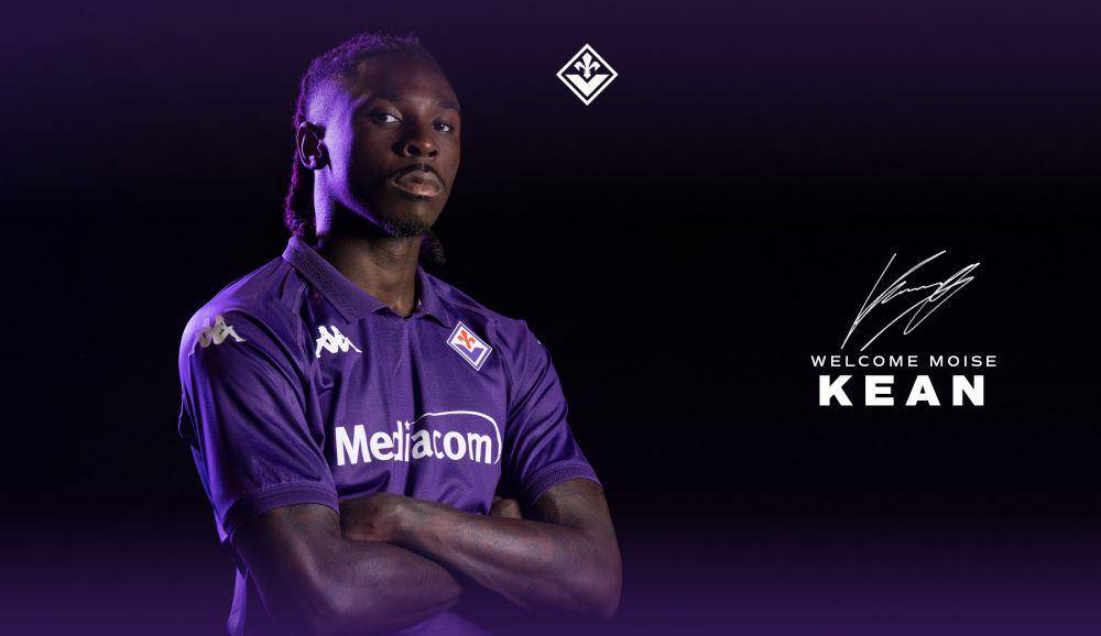 Moise Kean bergabung dengan Fiorentina. (acffiorentina.com)