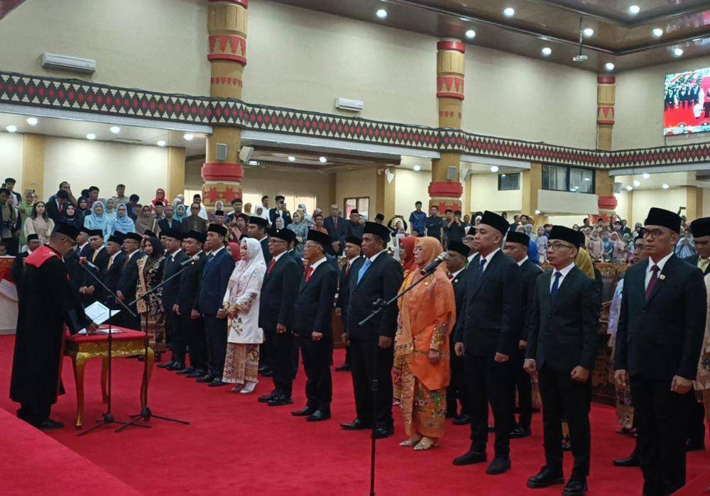 Pelantikan para anggota DPRD Kota Bandar Lampung di ruang sidang DPRD. (IDN Times/Istimewa).