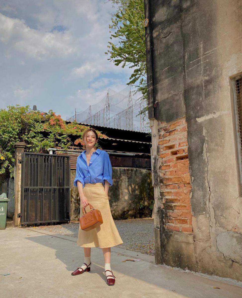 ide outfit berkerah buat kuliah ala Prim Chanikarn (instagram.com/primiily)