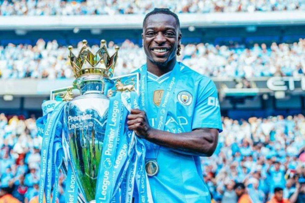 Jeremy Doku (mancity.com)