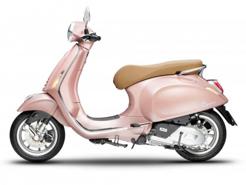 ilustrasi Vespa matic Pink Rosa Primavera 150 i-get ABS (dok. 2banh.vn)