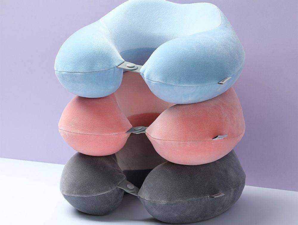bantal leher (shopee.co.id/MinisoIndonesia)