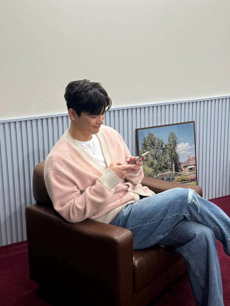 potret Seo In Guk (instagram.com/seo_cccc)