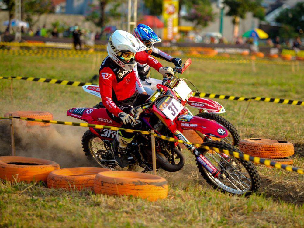 Pembalap elite motocross yang tengah bersaing di ajang Trial Game Dirt. (Dok. Trial Game Dirt)