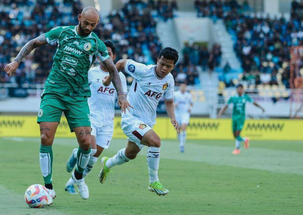 PSS kalah telak dengan dua gol tanpa balas dari Persik Kediri pada pertandingan yang digelar di Stadion Manahan, Solo, Jawa Tengah, Senin (19/8/2024). (Instagram/pssleman)
