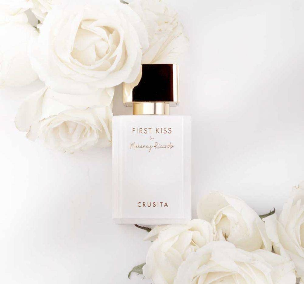 Crusita First Kiss (crusita.com)
