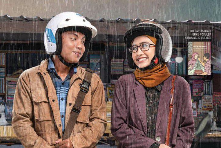 Film Seni Memahami Kekasih, Komedi Ringan hingga Bikin Mewek!