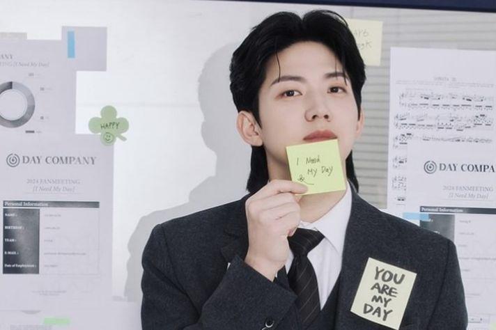 10 Fancam Music Show Populer Dowoon DAY6 yang Segera Ultah ke-29