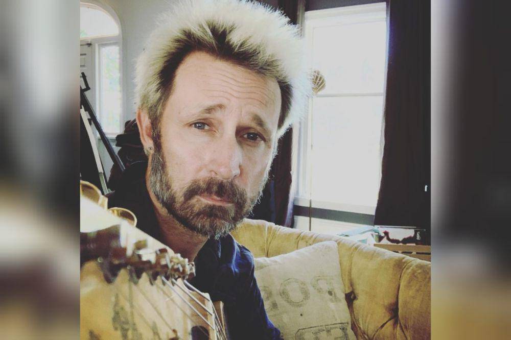 potret Mike Dirnt (instagram.com/mikedirnt)