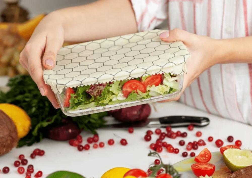 ilustrasi beeswax wrap (superbee.me)