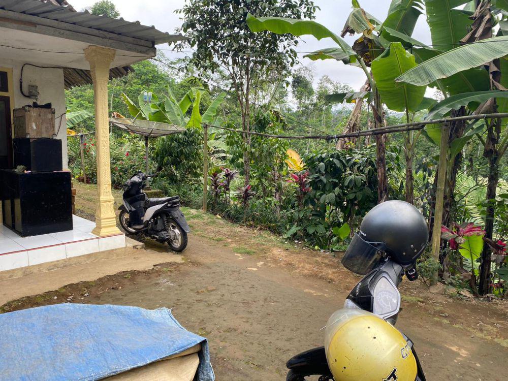 potret area parkir roda 2 Simbar Semeru (dok.pribadi/Hendra Nugroho)
