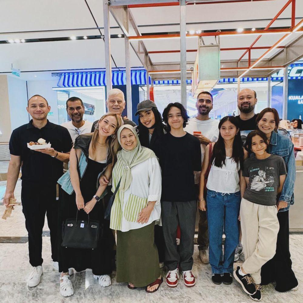 Tiko dan BCL ketemu keluarga Sinclair (Instagram.com/itsmebcl)