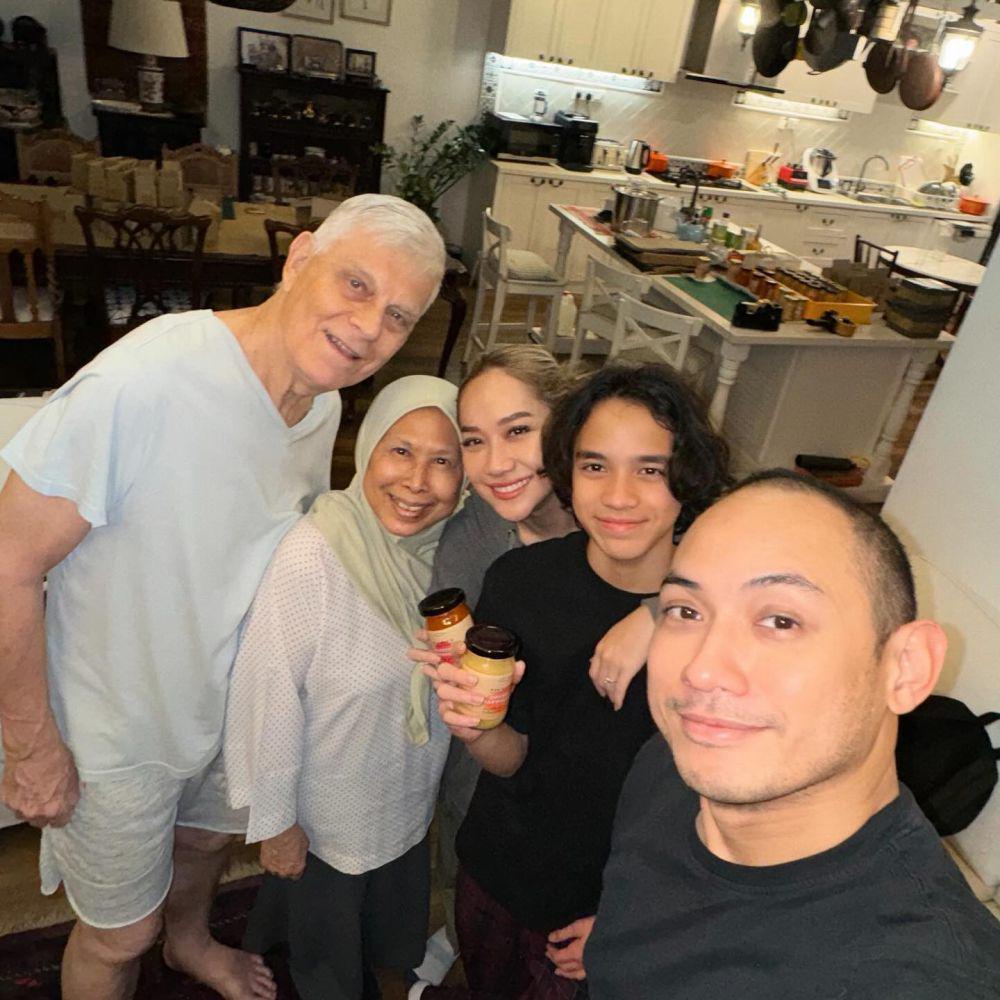 Tiko dan BCL ketemu keluarga Sinclair (Instagram.com/itsmebcl)