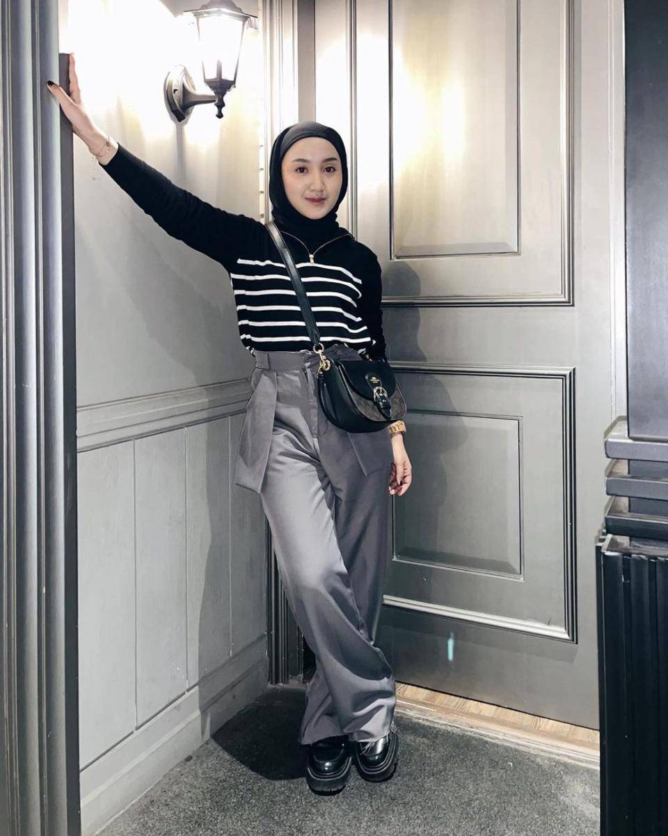 padu padan celana abu-abu ala Thafanya Sabila (instagram.com/thafanyads)