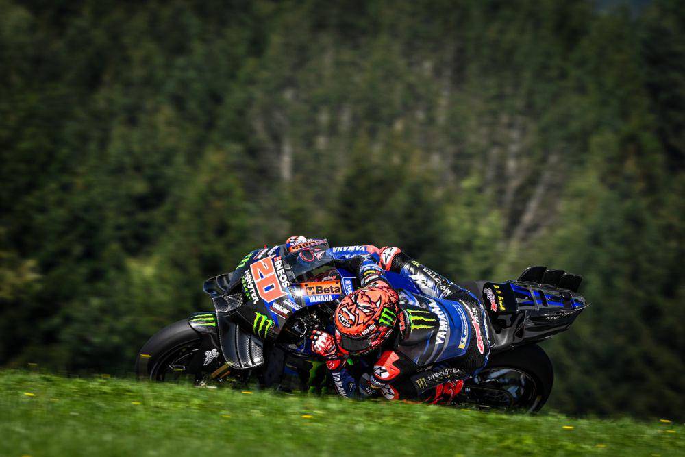 Fabio Quartararo saat menjalani sprint race GP Austria 2024. (yamahamotogp.com)