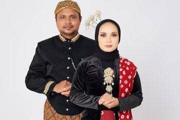 Ilustrasi baju adatl (freepik.com/bangunstock_productions)