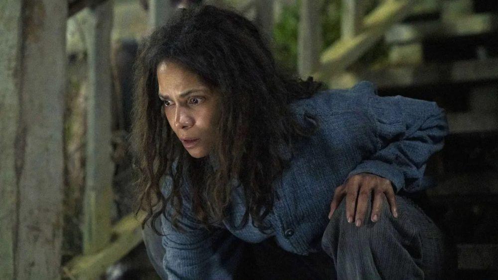 Halle Berry dalam film Never Let Go (dok. Lionsgate/Never Let Go)