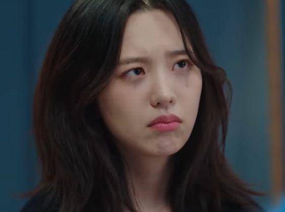 Penampilan Kim Ji Won di DNA Lover (youtube.com/TVCHOSUN)