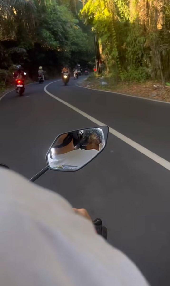 potret Sza sedang liburan di Bali (instagram.com/sza)