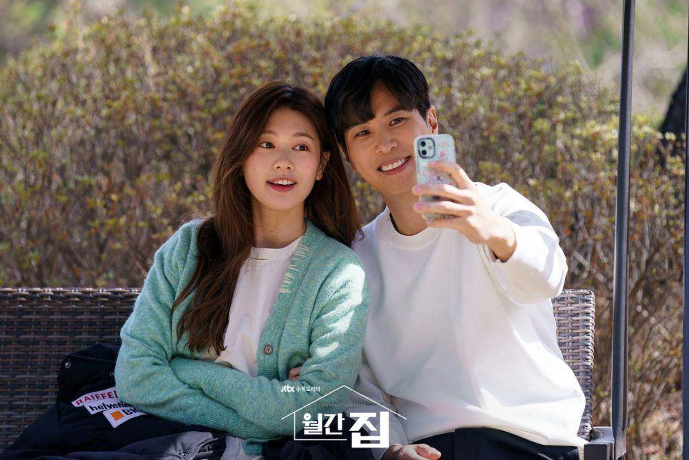 Jung So Min dan Kim Ji Seok dalam drama Monthly Magazine Home (dok. JTBC/Monthly Magazine Home)