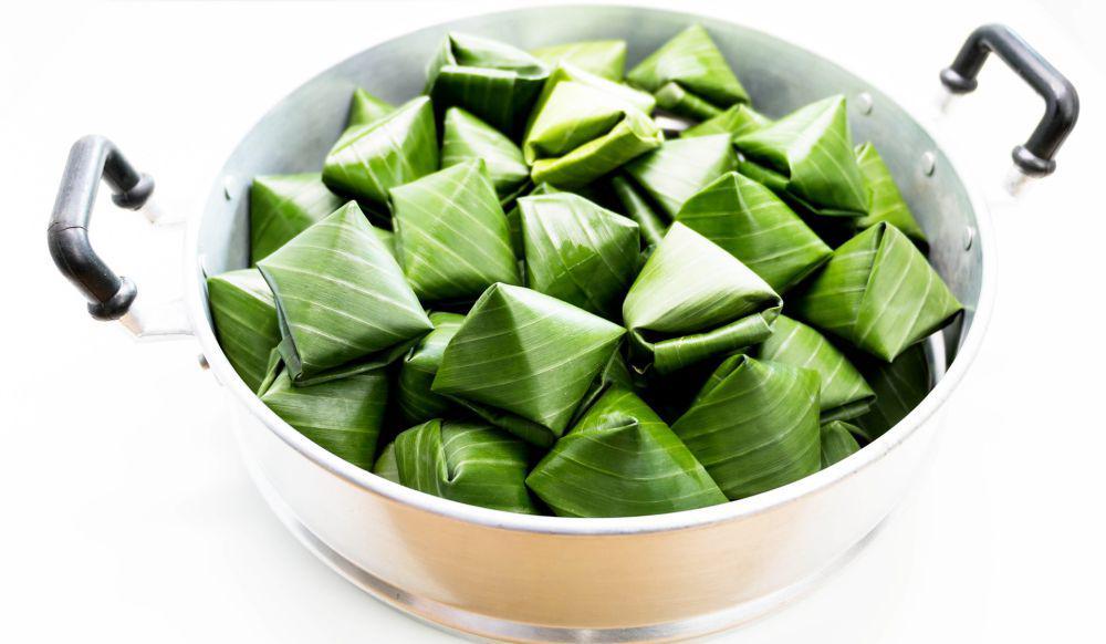 ilustrasi mengukus kue (vecteezy.com/lamai_p835465)