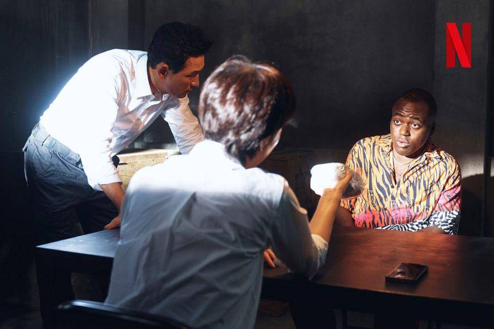 cuplikan Jonathan Yiombi di film Mission: Cross (instagram.com/netflixkr)