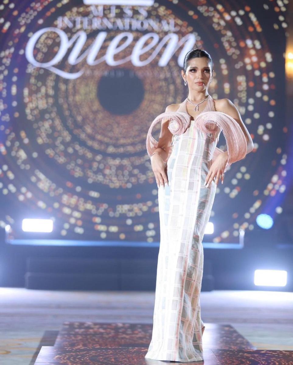 Potret Finalis Amerika di Thainess Night Miss International Queen 2024 (Instagram.com/missinternationalqueen)