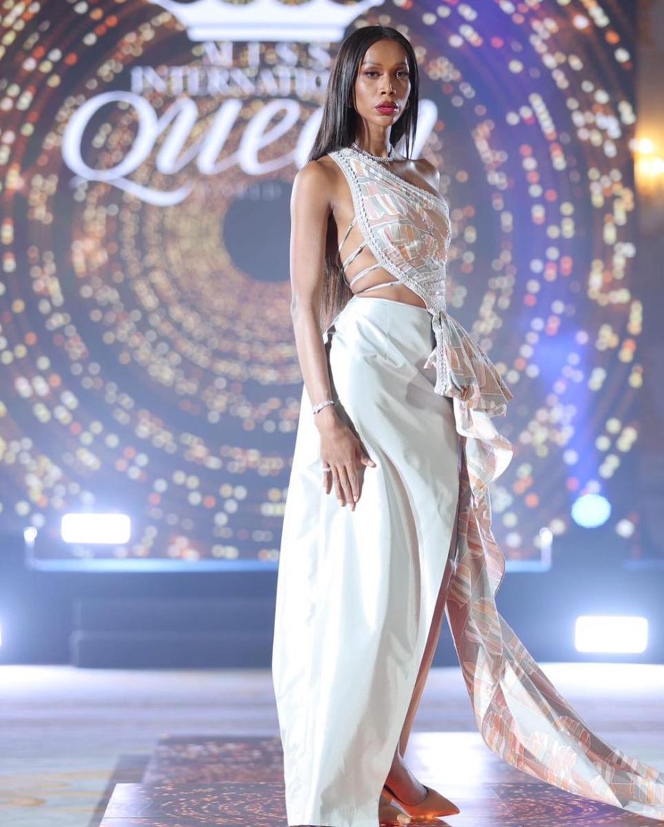 Potret Finalis Amerika di Thainess Night Miss International Queen 2024 (Instagram.com/missinternationalqueen)