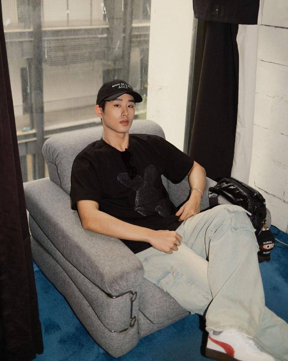 potret outfit night out yang kasual ala Est Supha (instagram.com/est_rvp)