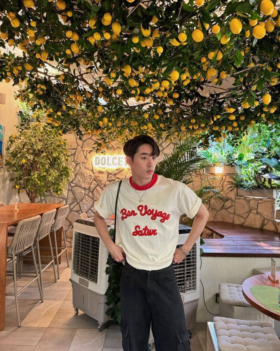 potret outfit night out yang kasual ala Est Supha (instagram.com/est_rvp)