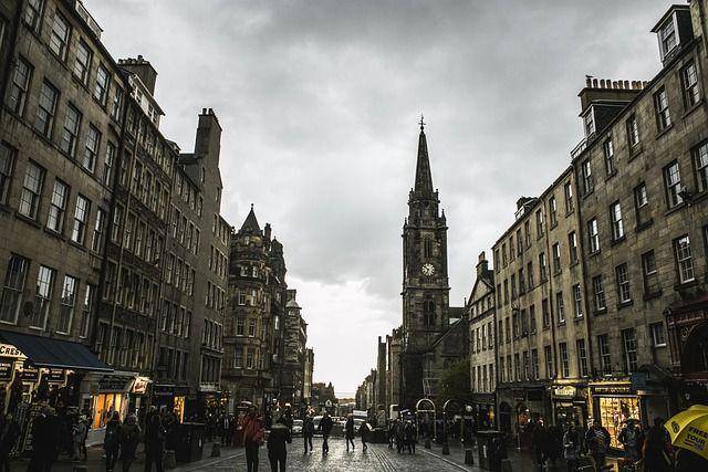 Potret Edinburgh di Skotlandia (pixabay.com/eduardovieiraphoto)