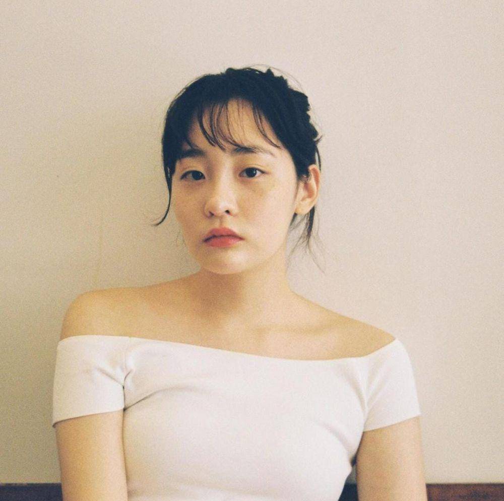 Kim Min Ha (instagram.com/minhakim__)