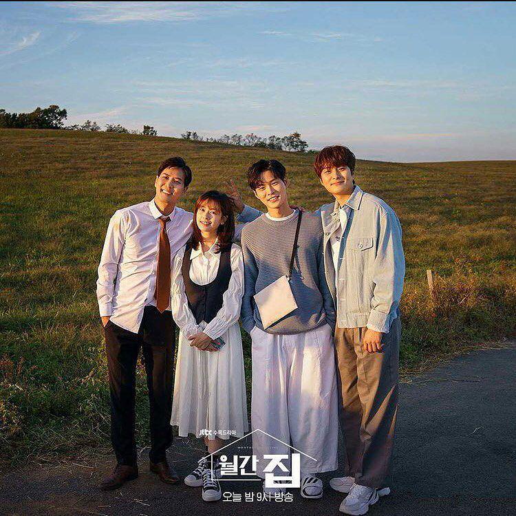 potret Yoon Ji On (instagram.com/jiii0n__)