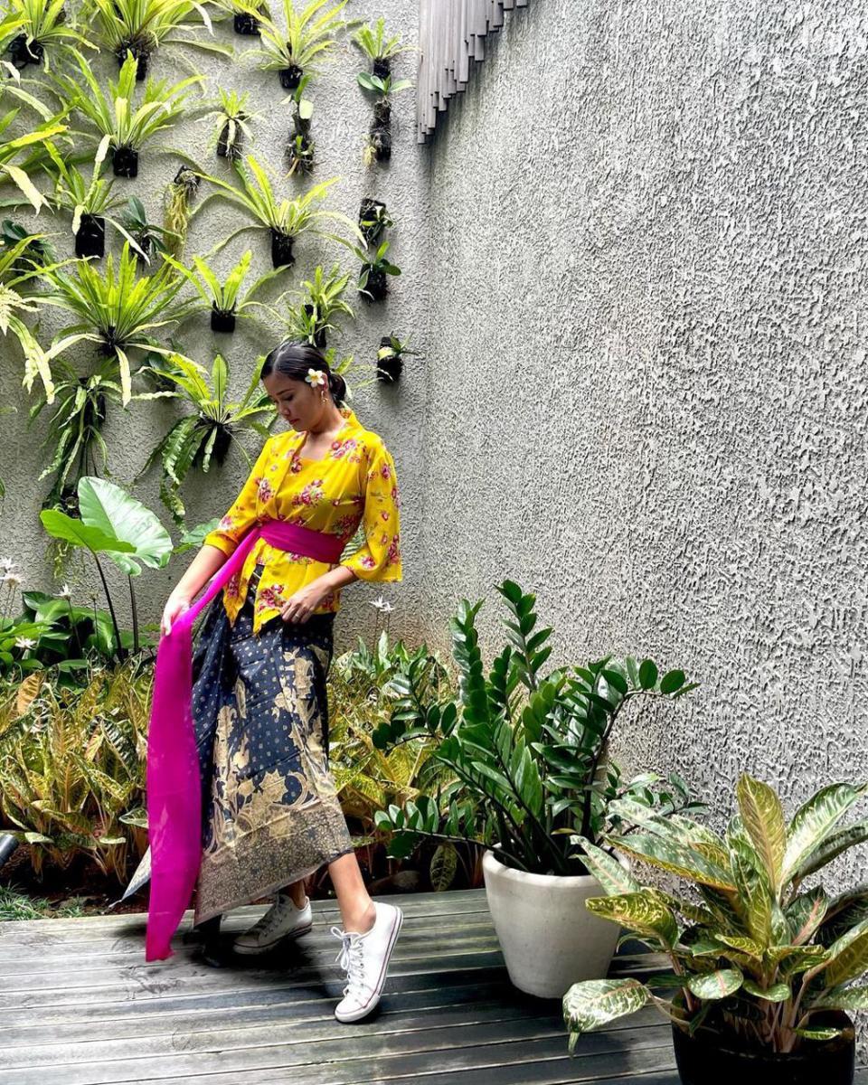 style kebaya tradisional yang timeless (instagram.com/titiradjopadmaja)