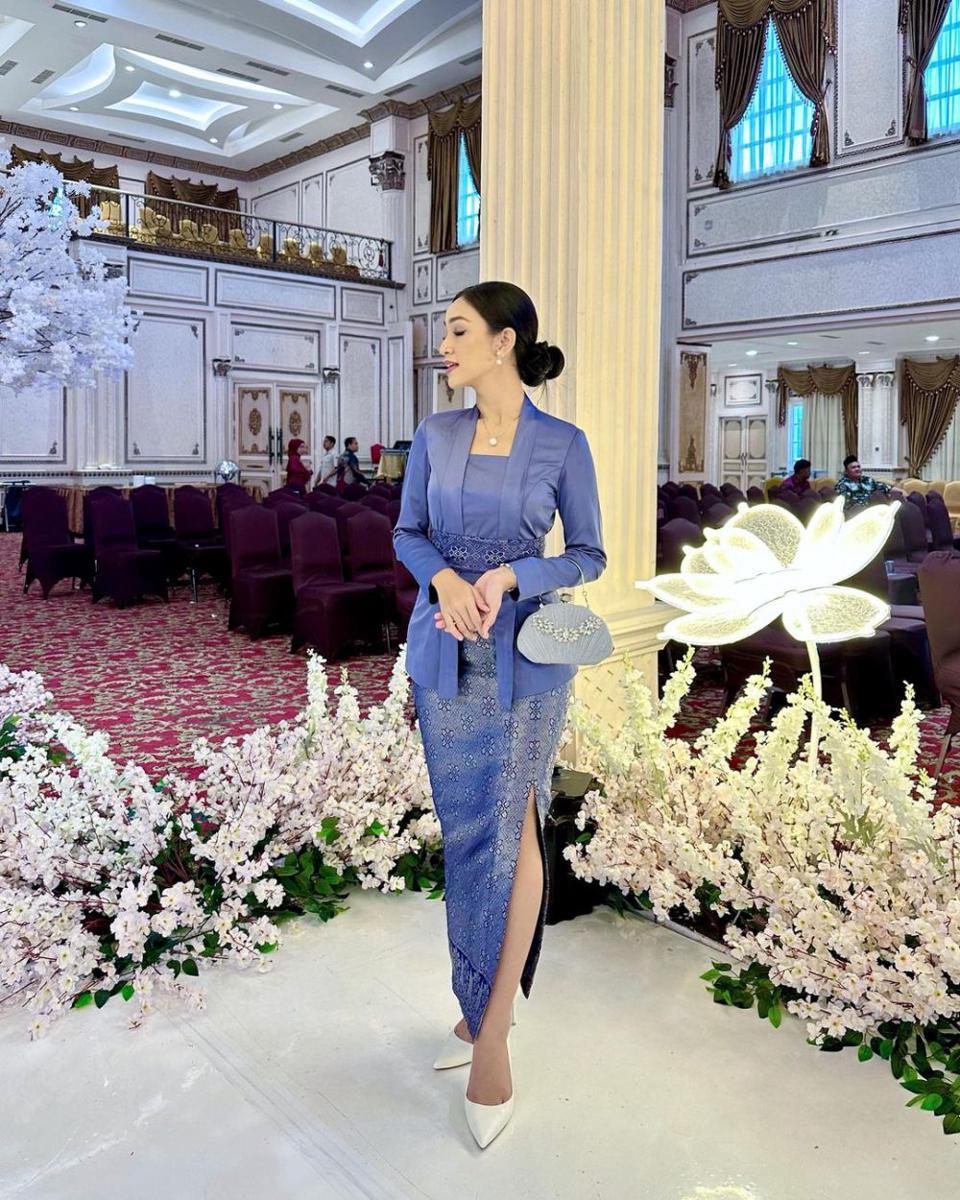 style kebaya tradisional yang timeless (instagram.com/berlianaps)