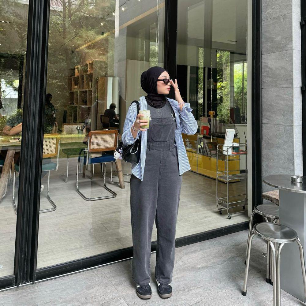mix and match outfit hijab yang instagramable (instagram.com/ adyaasyra)