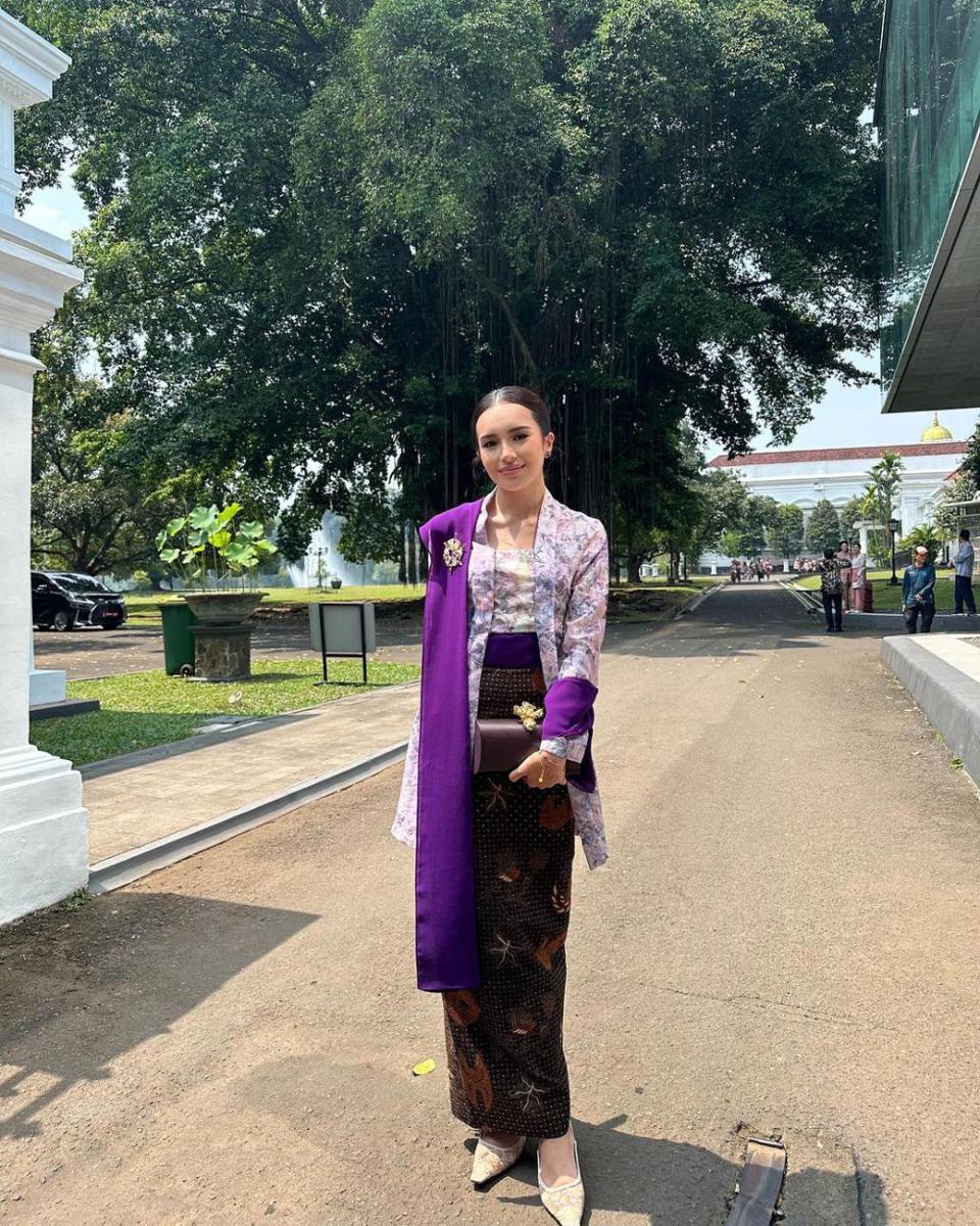 style kebaya tradisional yang timeless (instagram.com/bebytsabina)